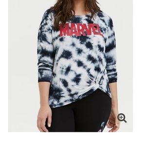 NWT Torrid her universe Marvel long sleeve tee